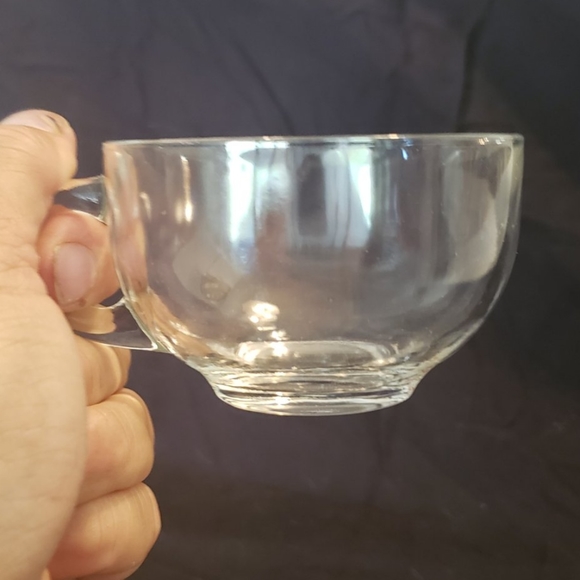 Set of 4 Vintage Clear Glass Teacups - Picture 4 of 4